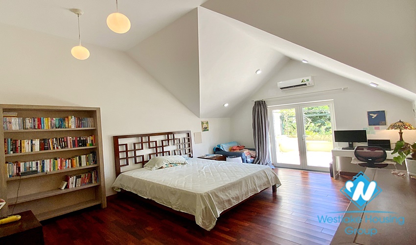 Good condition and fully furnished house for rent in Tay Ho District, Hanoi